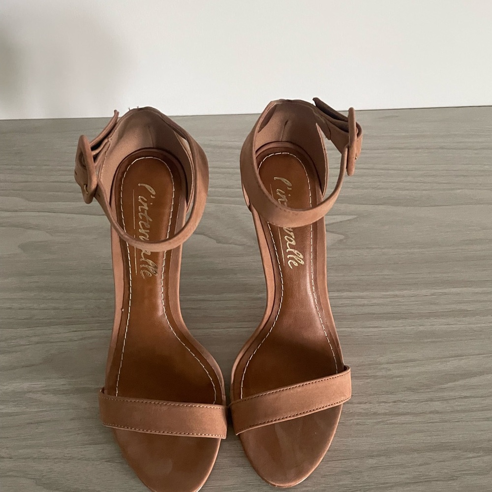 Like new heels